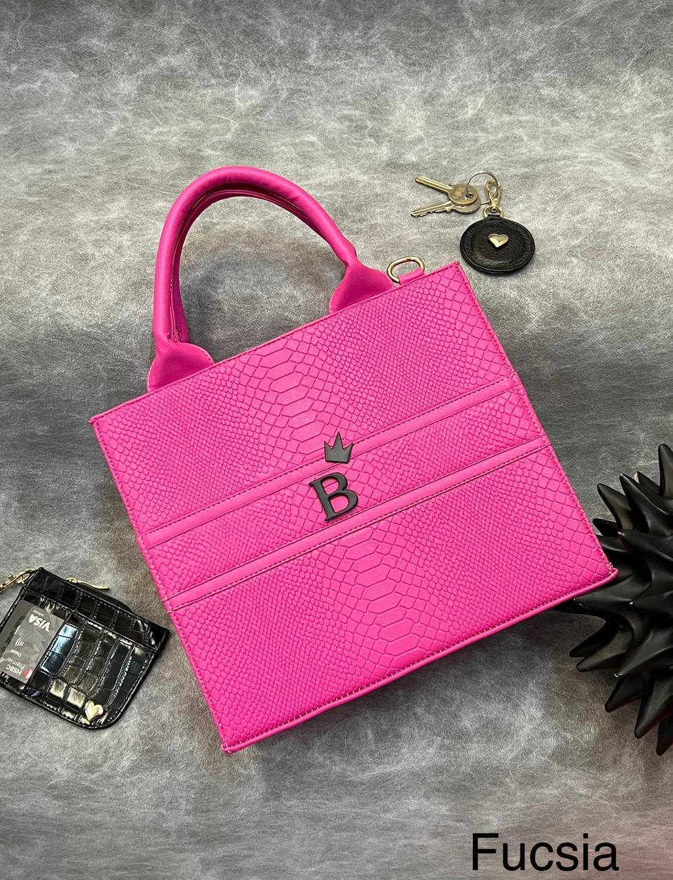 Tote Clásica Mediana | Bolso Elegante con Imán y Correa Ajustable