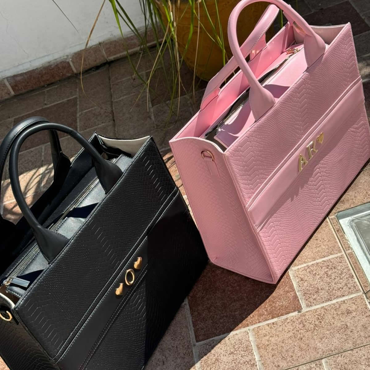 Tote Cleho Grande| Bolso Elegante con Cierre y Correa Ajustable