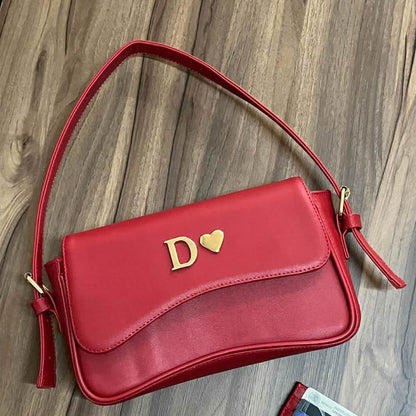 Agani Bag | Bolso de Charol con Imán y Correa Ajustable