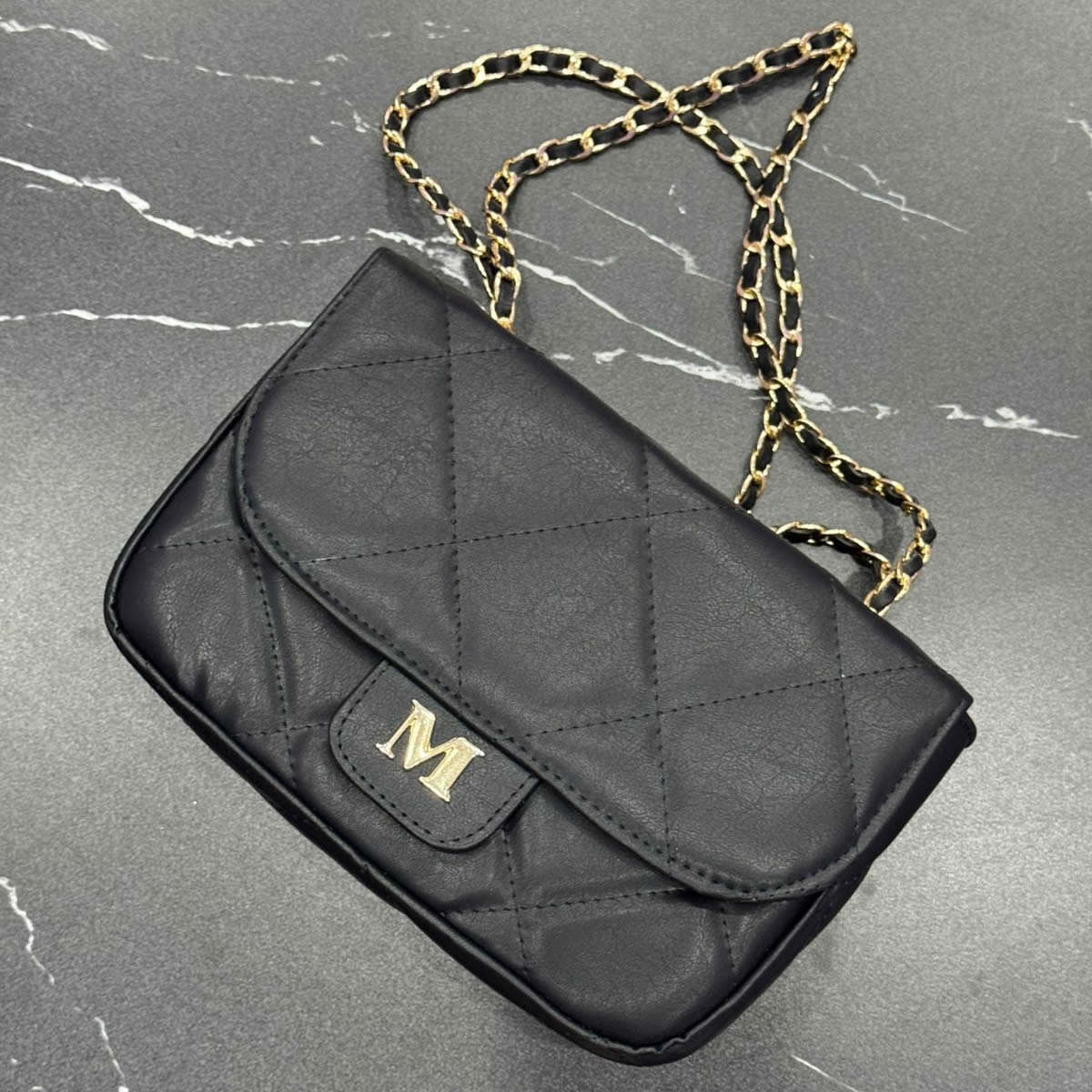 Aria Bag | Bolso de Cadena con Interior de Terciopelo y Cierre Imantado