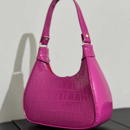 Charol Bag Clásica – Bolsa Juvenil de Charol con Cierre y Correa Ajustable
