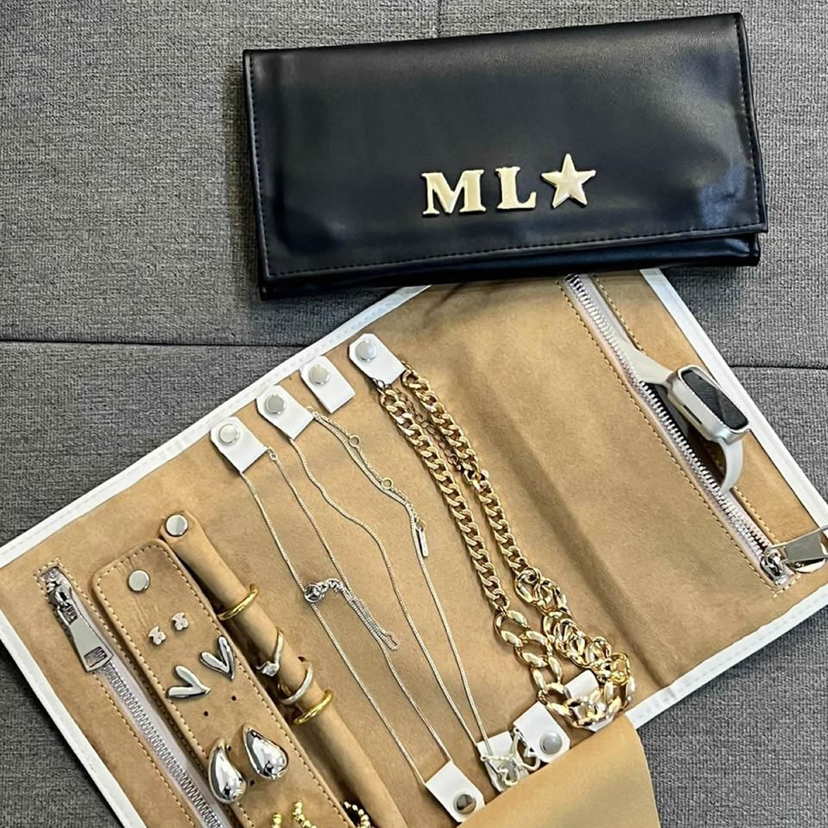 Joyero de Viaje Elegante – Material Sintético con Interior de Terciopelo