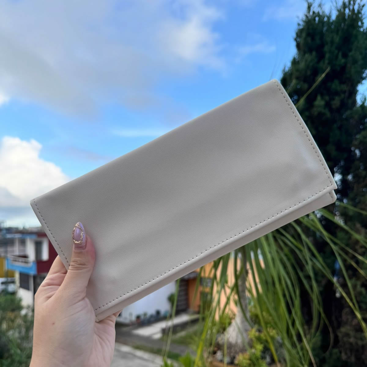 Joyero de Viaje Elegante – Material Sintético con Interior de Terciopelo