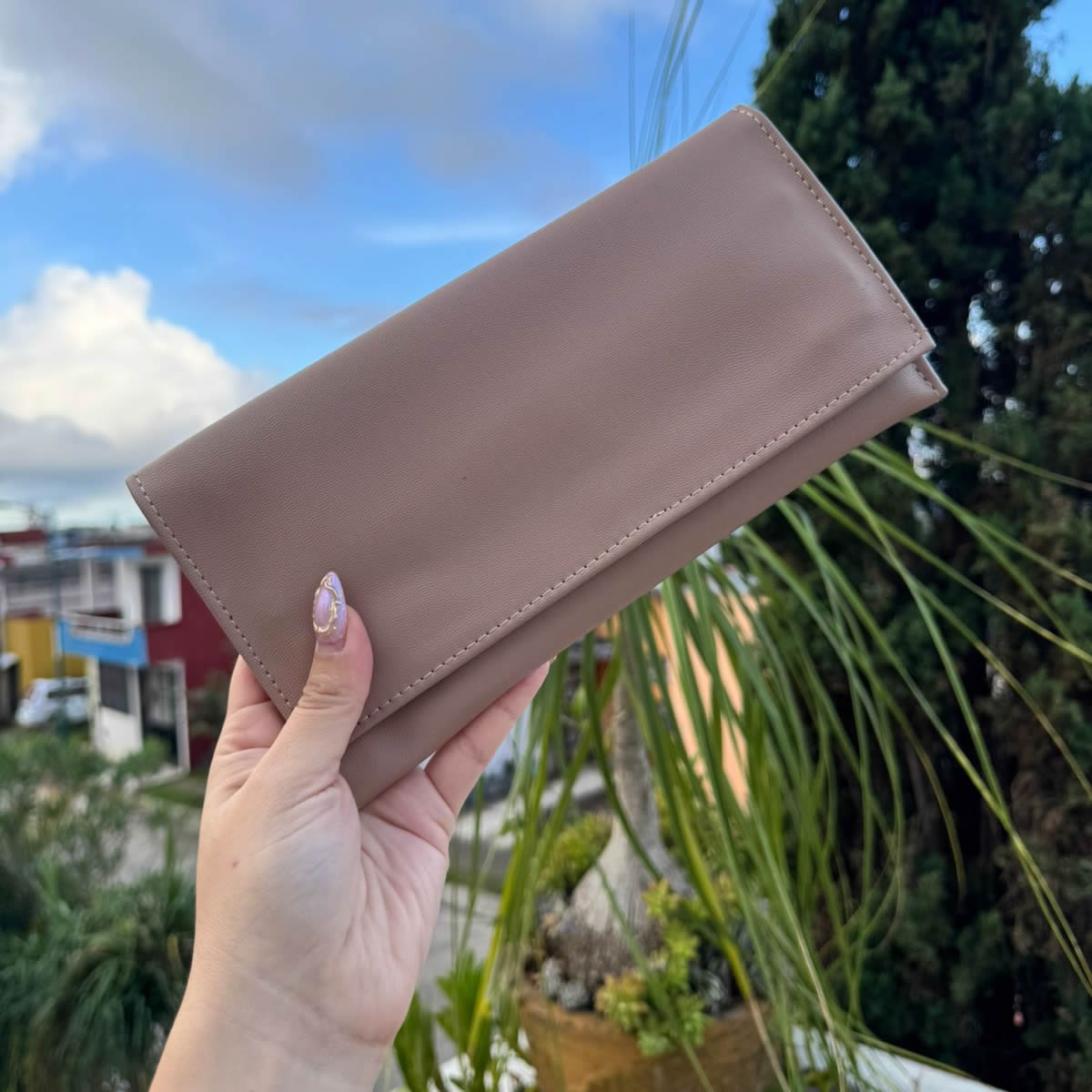 Joyero de Viaje Elegante – Material Sintético con Interior de Terciopelo