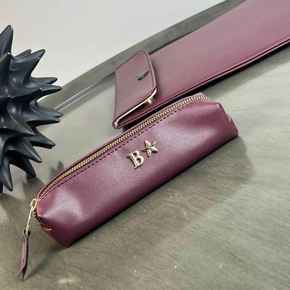 Lapicera | Estuche con Interior de Terciopelo Elegante y Compacto