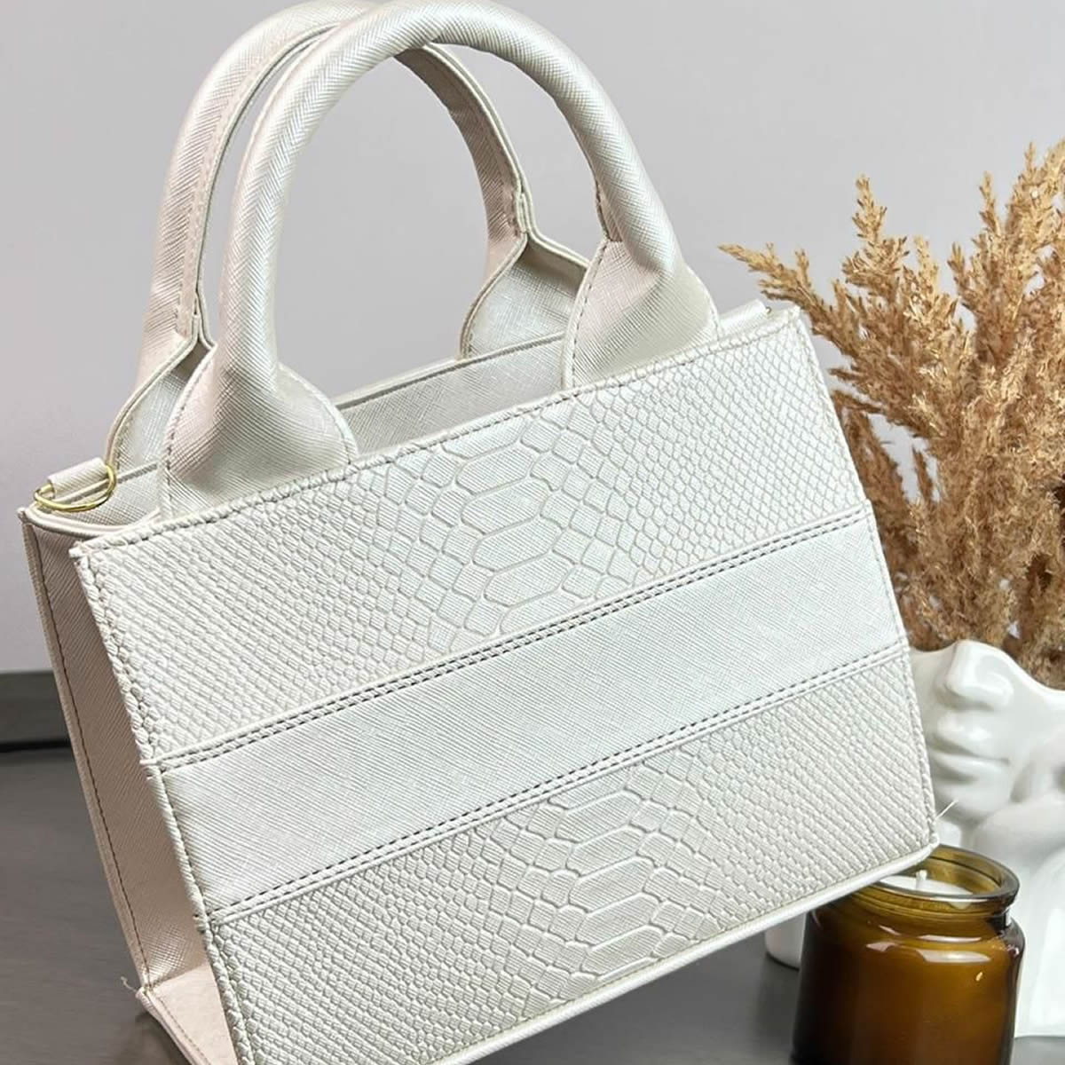 Tote Clásica Mini | Bolso Elegante con Imán y Correa Ajustable