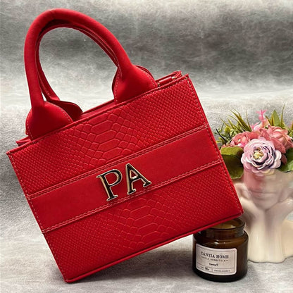 Tote Clásica Mini | Bolso Elegante con Imán y Correa Ajustable