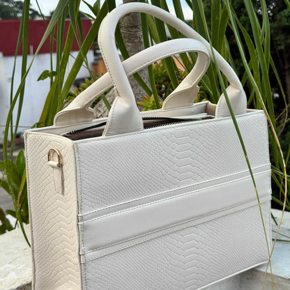 Tote Cleho Baby | Bolso Elegante con Cierre y Correa Ajustable